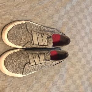 Gray size 3 blow fish slip-ons
